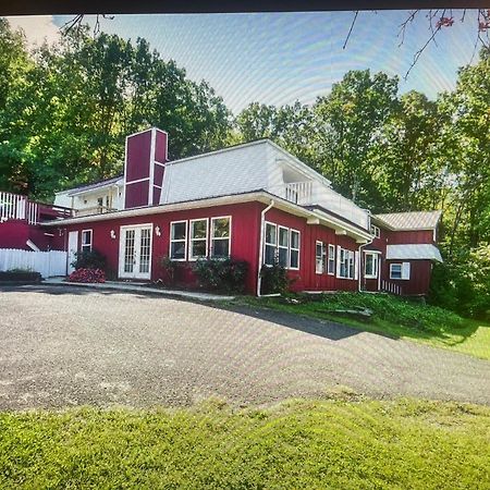 Keuka Lake Views And Hiking Hammondsport Exterior photo