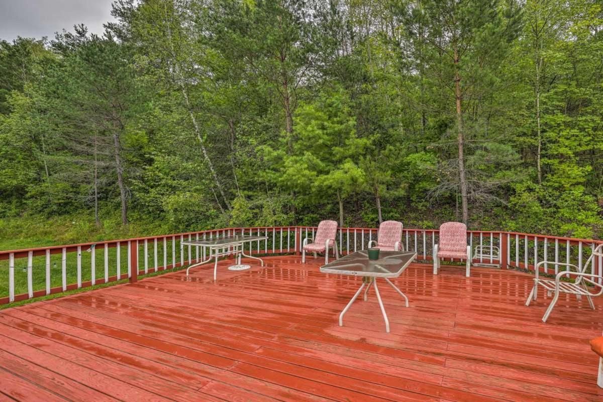 Keuka Lake Views And Hiking Hammondsport Exterior photo